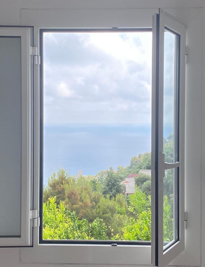 “Da Senso” Relax Nel Verde Vista Mare 피날레리구레 외부 사진