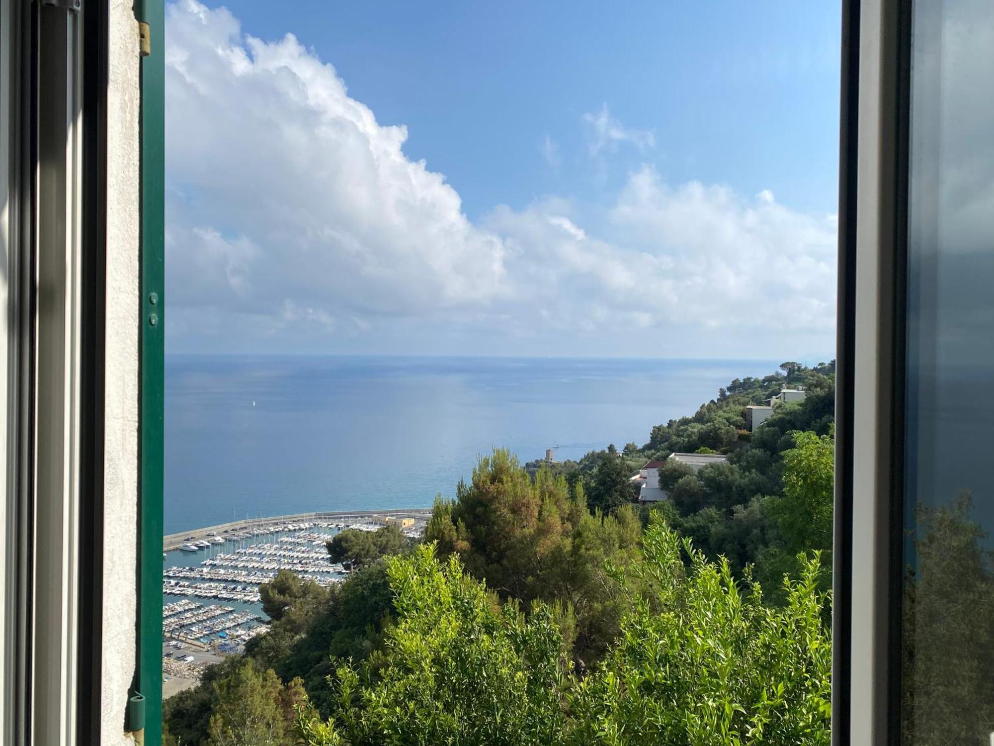 “Da Senso” Relax Nel Verde Vista Mare 피날레리구레 외부 사진