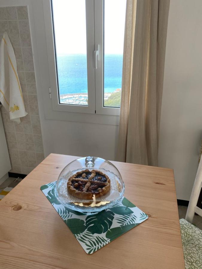 “Da Senso” Relax Nel Verde Vista Mare 피날레리구레 외부 사진