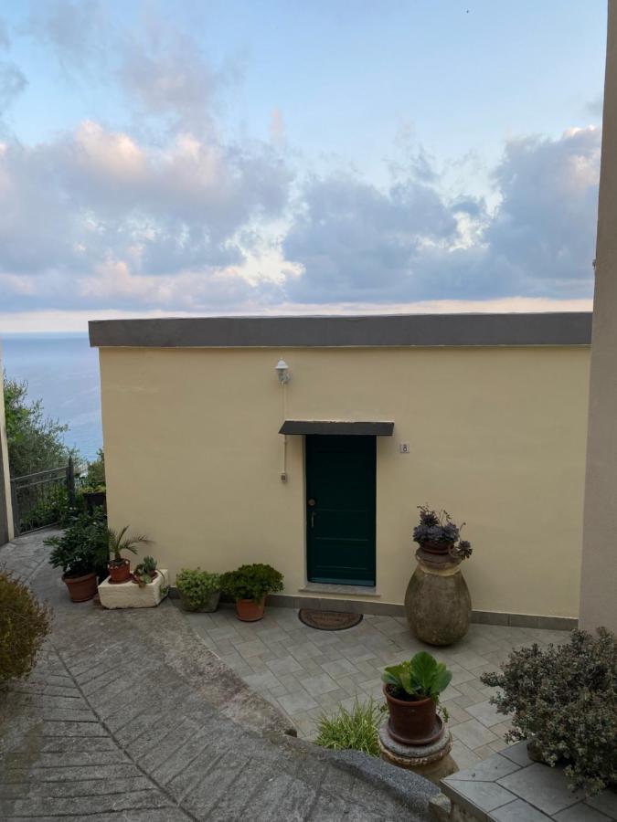 “Da Senso” Relax Nel Verde Vista Mare 피날레리구레 외부 사진